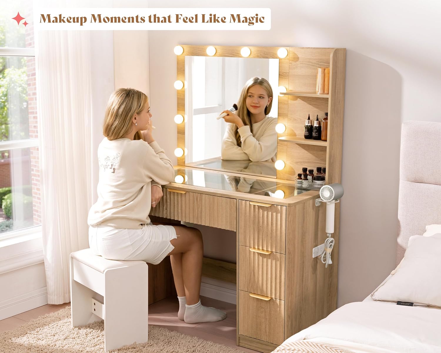 Natural Oak Fluted Vanity Desk - огляд і ціна Desk Charging Station